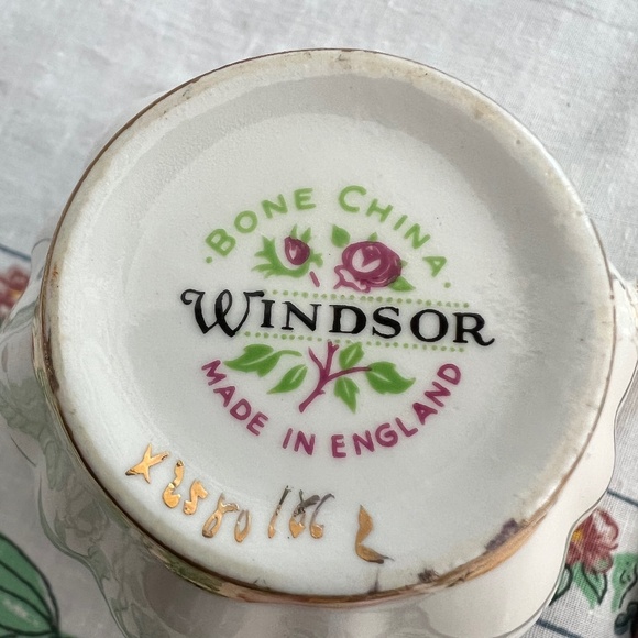 Vintage Windsor Cup & Saucer - Picture 13 of 13